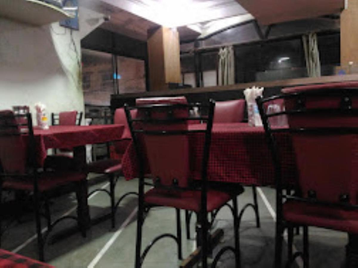 Hotel Vaibhav,Akola Bagian luar foto